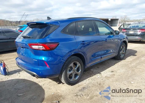 2023 Ford Escape St-Line z USA, uszkodzony, nr VIN 1FMCU9MN7PUB32912